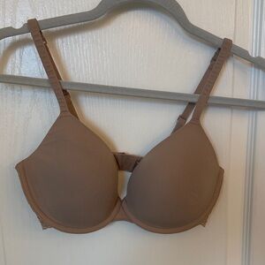 SKIMS Fits Everybody Convertible Nude Bra